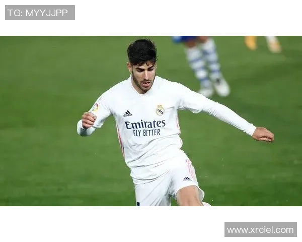 西甲第29轮焦点战西班牙人主场迎战巴塞罗那争夺荣誉与荣耀