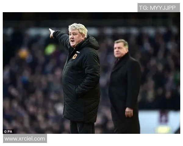 皇家帕托斯与史庄格斯特的精彩对决引发球迷热议与期待